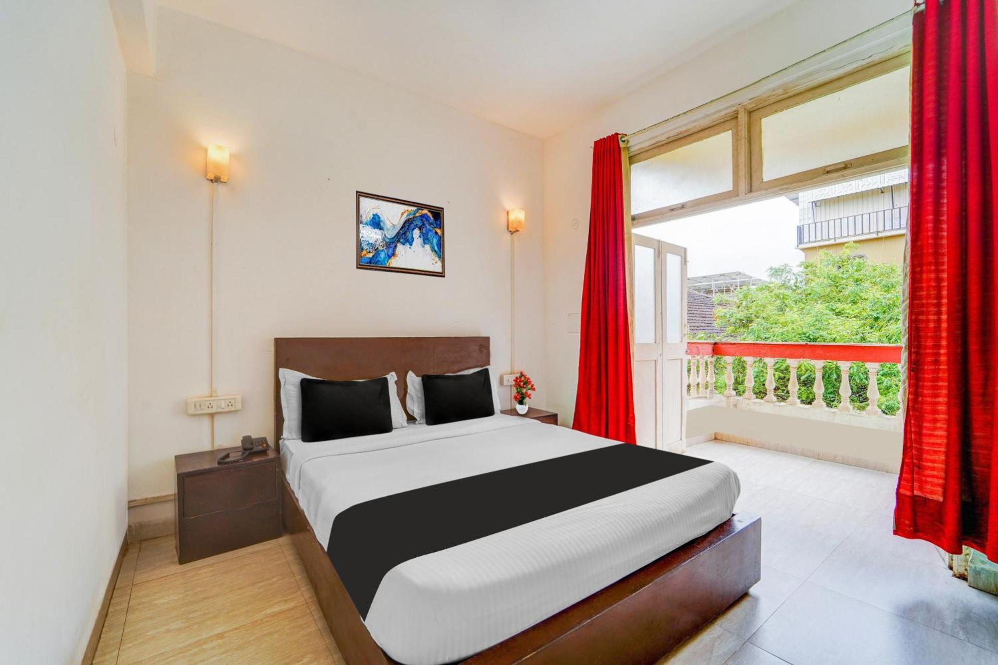 Super Townhouse Calangute - Baga Circle Formerly Park Avenue المظهر الخارجي الصورة