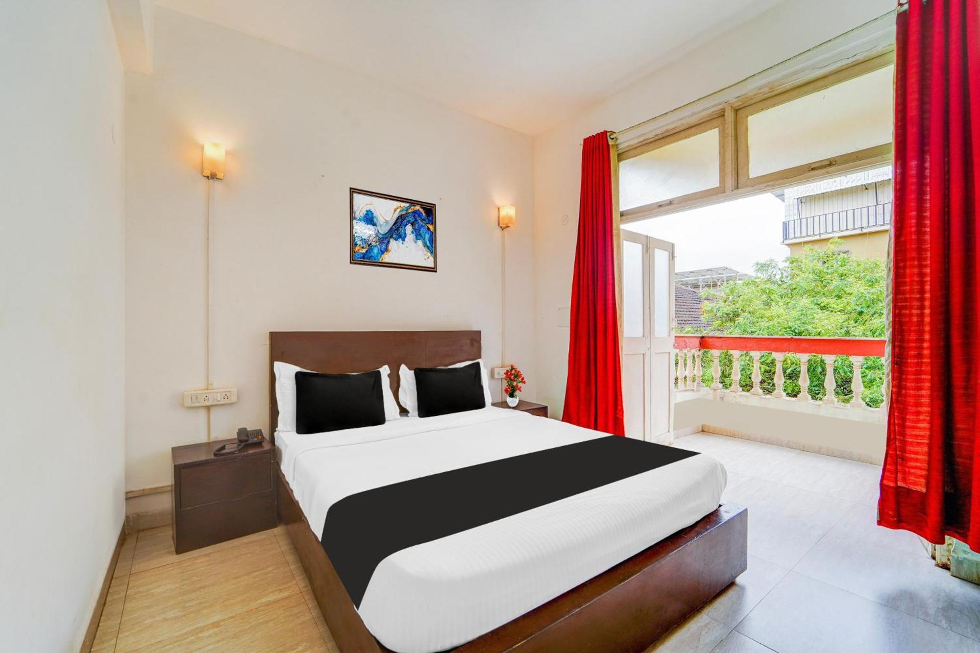 Super Townhouse Calangute - Baga Circle Formerly Park Avenue المظهر الخارجي الصورة